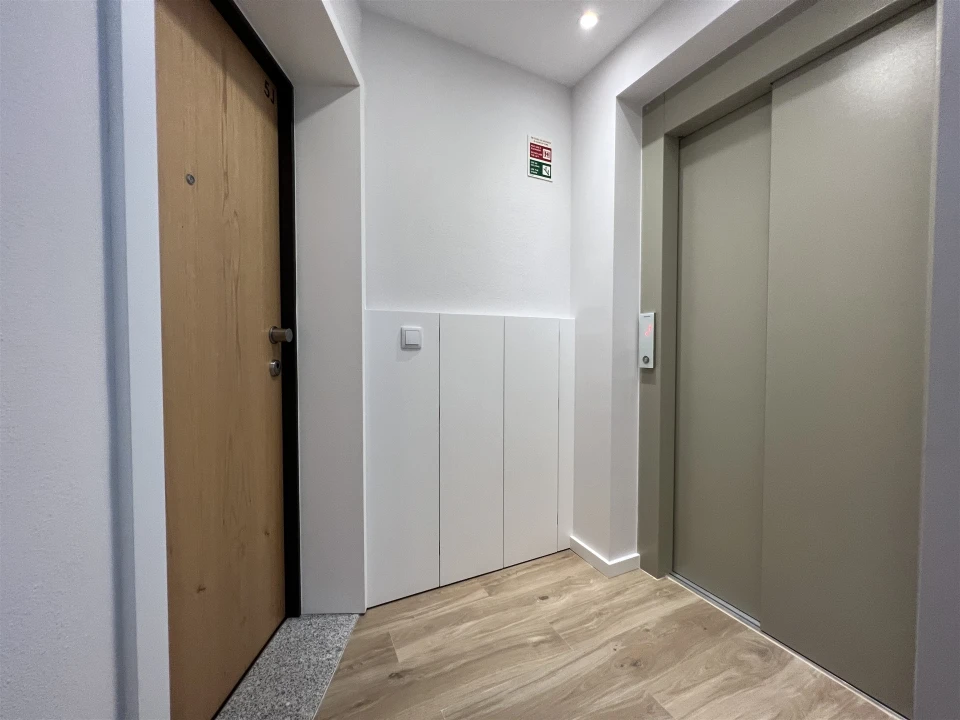 Apartamento T1 para Arrendamento em Ramalde Foto 27