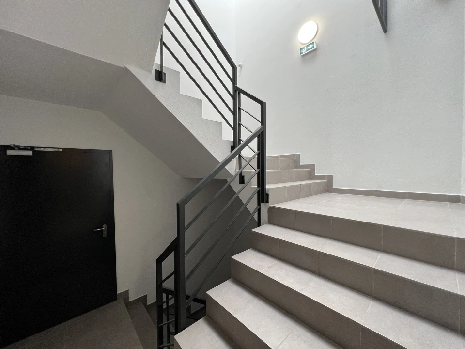 Apartamento T1 para Arrendamento em Ramalde Foto 29