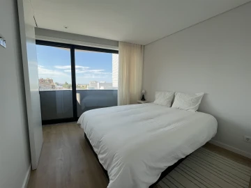 Apartamento T1 para Arrendamento em Ramalde