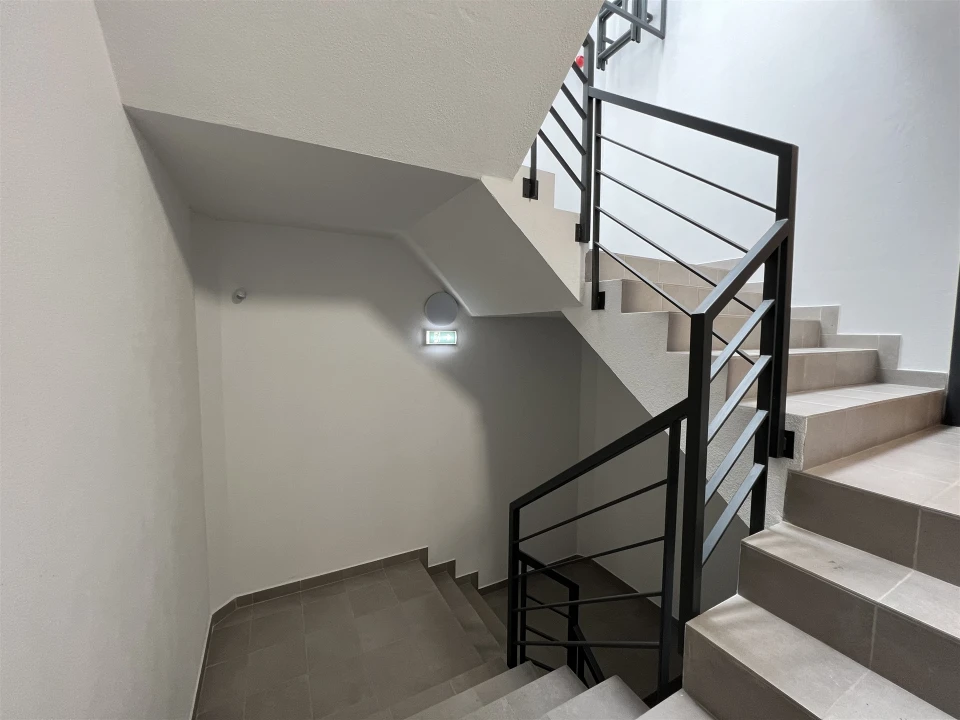 Apartamento T1 para Arrendamento em Ramalde Foto 28