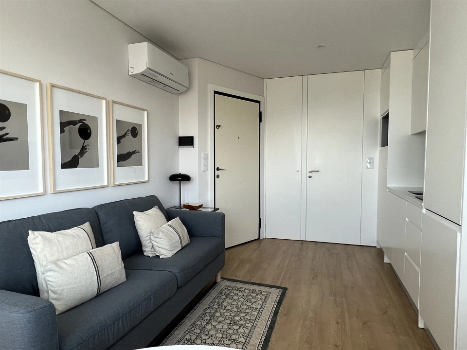 Apartamento T1 para Arrendamento em Ramalde Foto 22