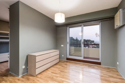 Apartamento T3 para Arrendamento em Aldoar, Foz do Douro e Nevogilde