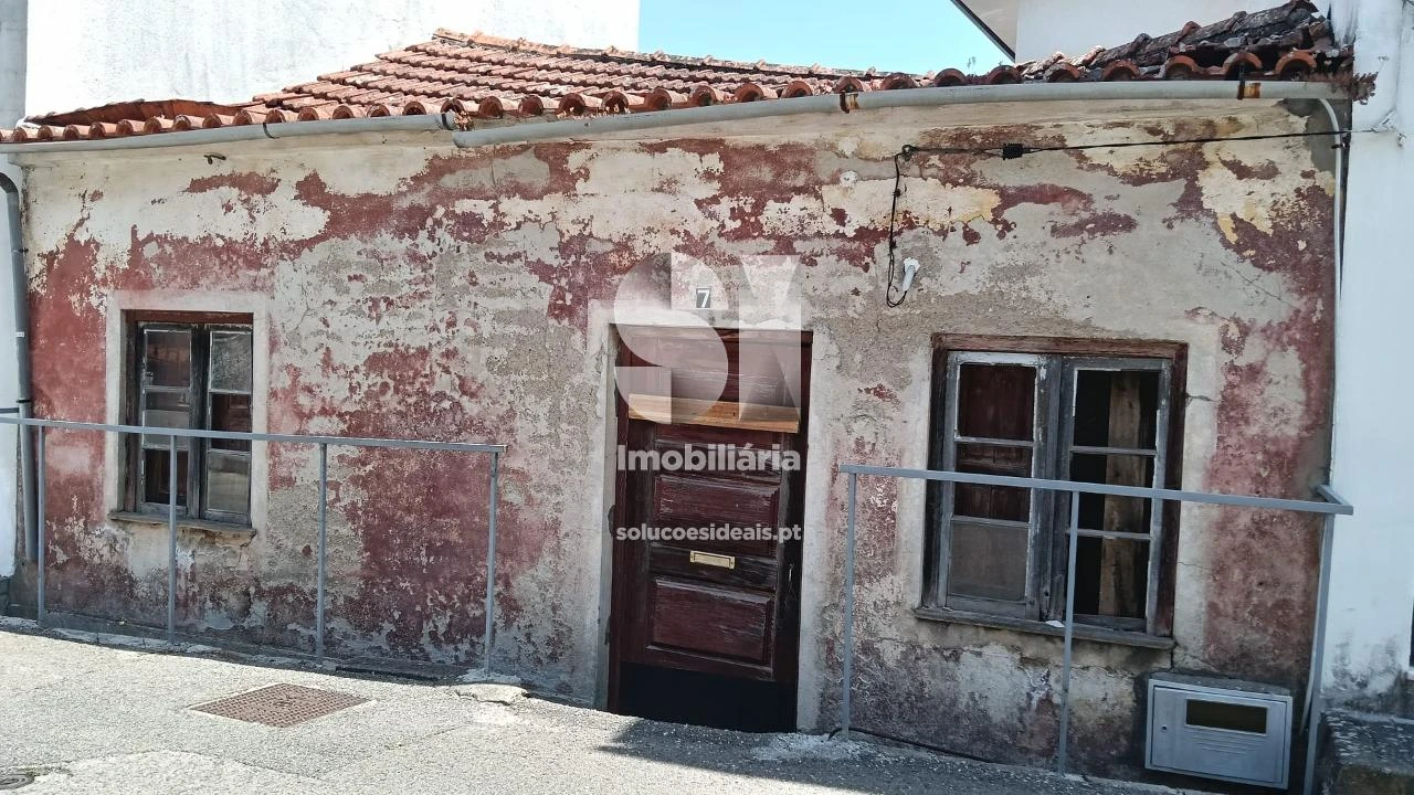 Moradia T1 para Venda em Sé Nova, Santa Cruz, Almedina e São Bartolomeu Foto 8