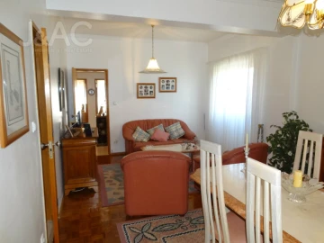 Apartamento T2 para Venda em Rio de Mouro
