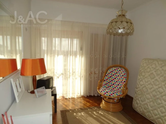 Apartamento T2 para Venda em Rio de Mouro Foto 15