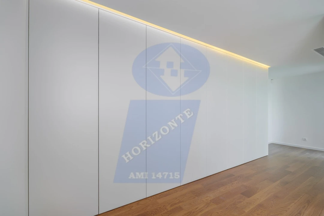 Moradia T4 para Venda em Esgueira Foto 8