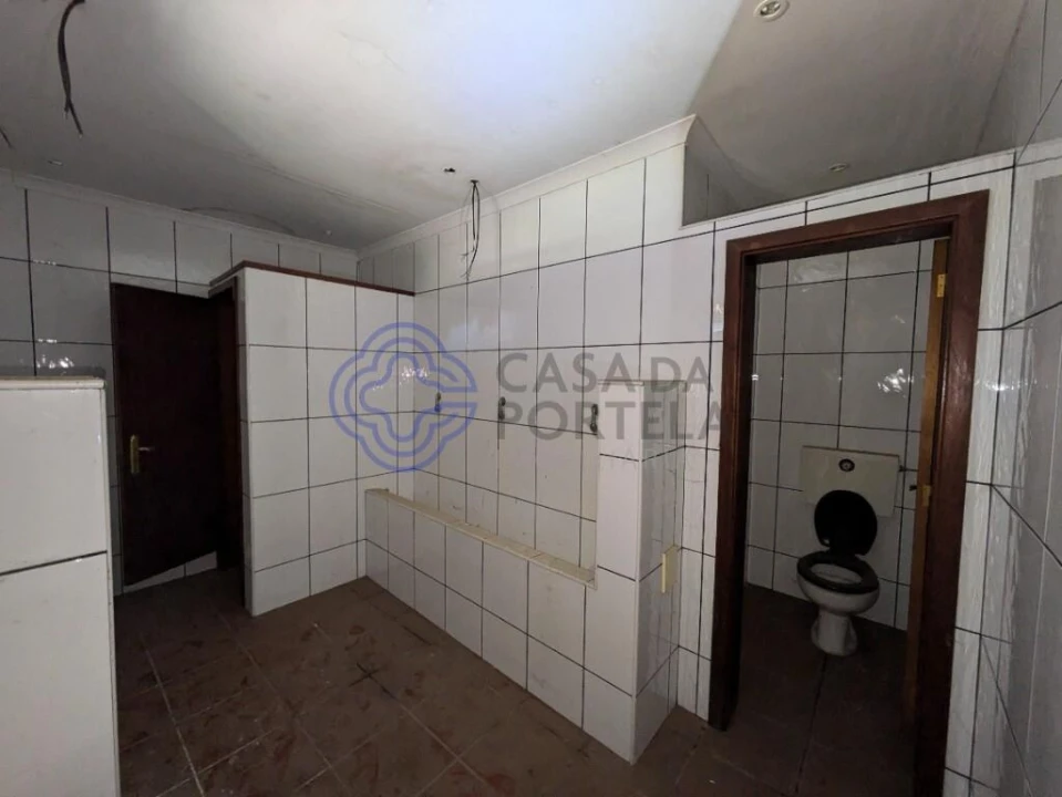 Negócio para Venda em São Miguel do Outeiro e Sabugosa Foto 26