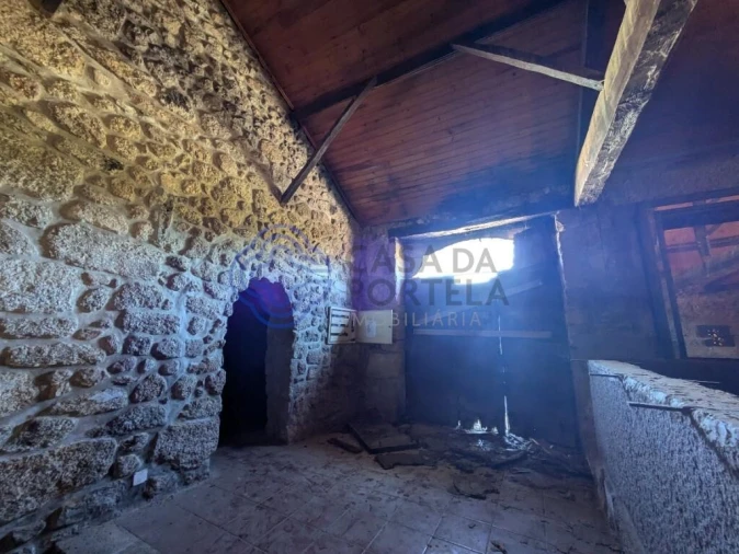 Negócio para Venda em São Miguel do Outeiro e Sabugosa Foto 17