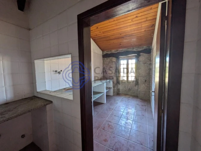 Negócio para Venda em São Miguel do Outeiro e Sabugosa Foto 33