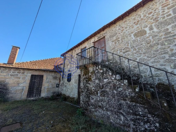 Negócio para Venda em São Miguel do Outeiro e Sabugosa Foto 1