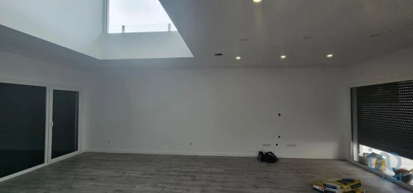 Moradia T4 para Venda em Charneca de Caparica e Sobreda