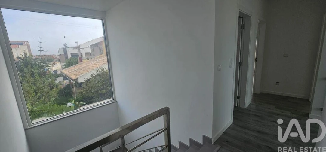 Moradia T4 para Venda em Charneca de Caparica e Sobreda Foto 19