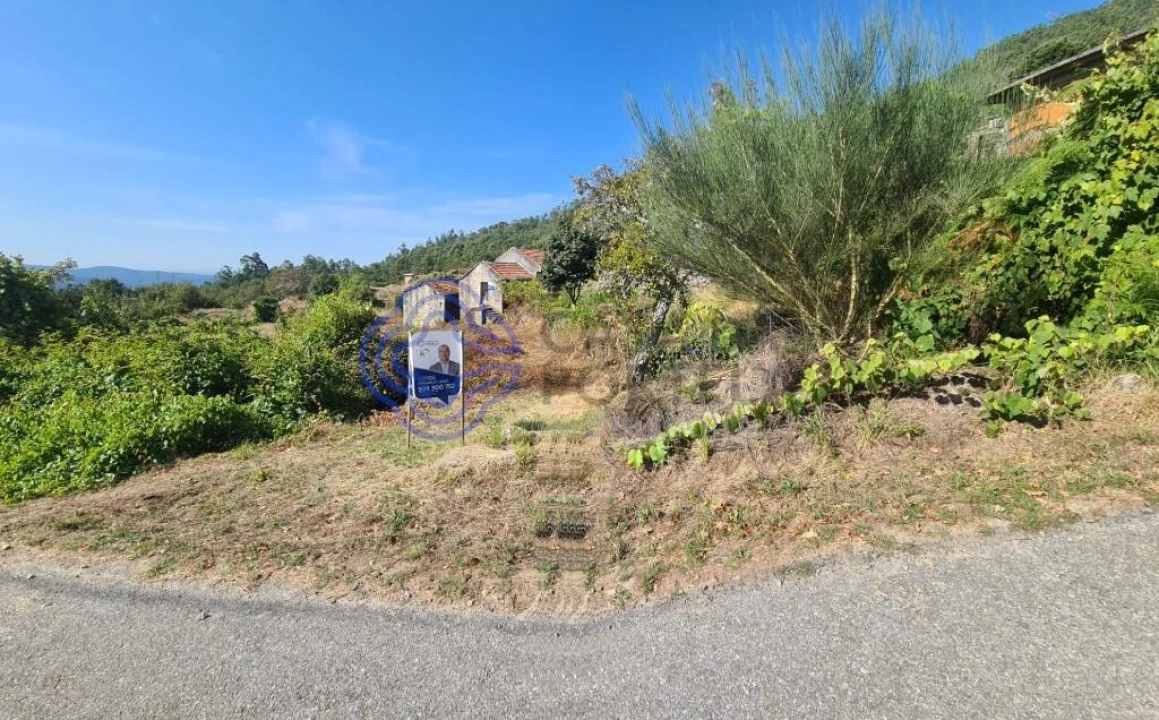 Moradia T2 para Venda em Couto de Esteves Foto 4