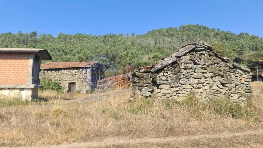 Moradia T2 para Venda em Couto de Esteves Foto 25