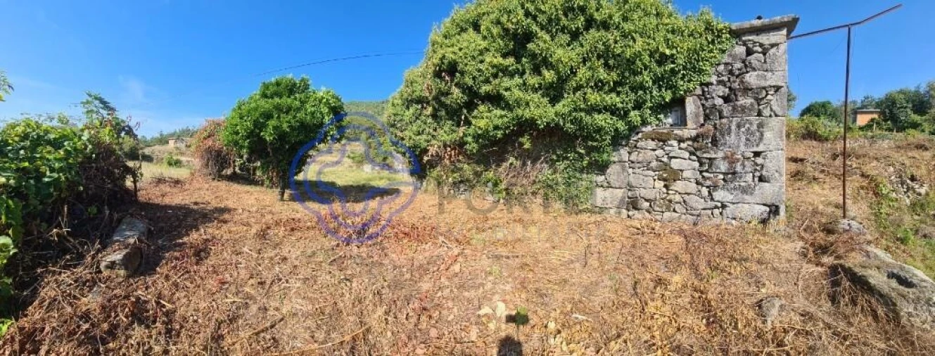 Moradia T2 para Venda em Couto de Esteves Foto 40