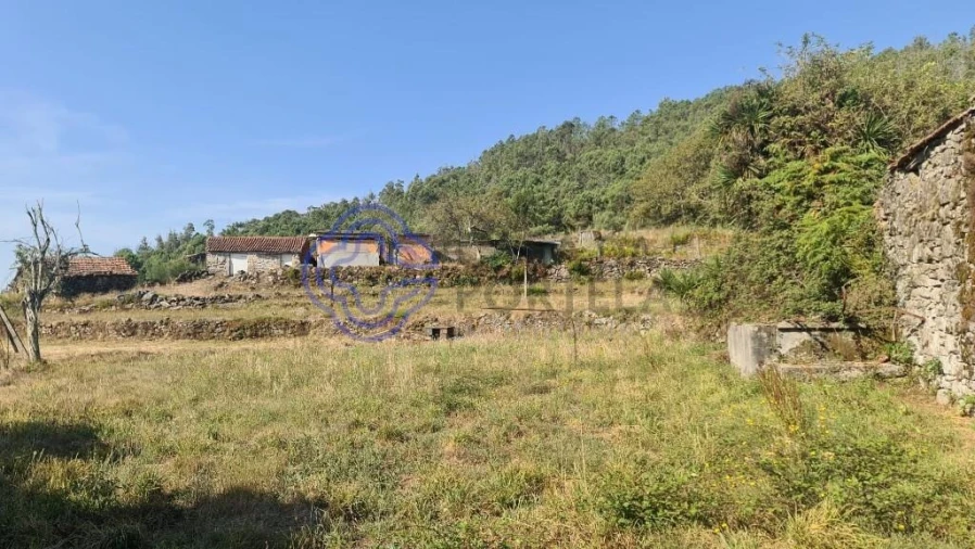 Moradia T2 para Venda em Couto de Esteves Foto 32