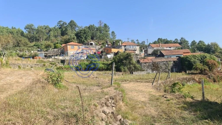 Moradia T2 para Venda em Couto de Esteves Foto 26