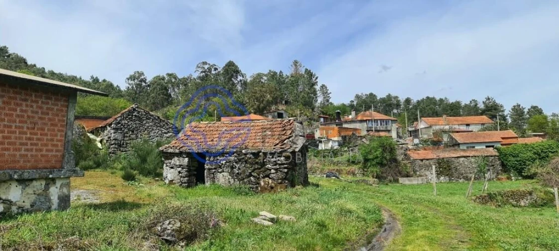 Moradia T2 para Venda em Couto de Esteves Foto 18