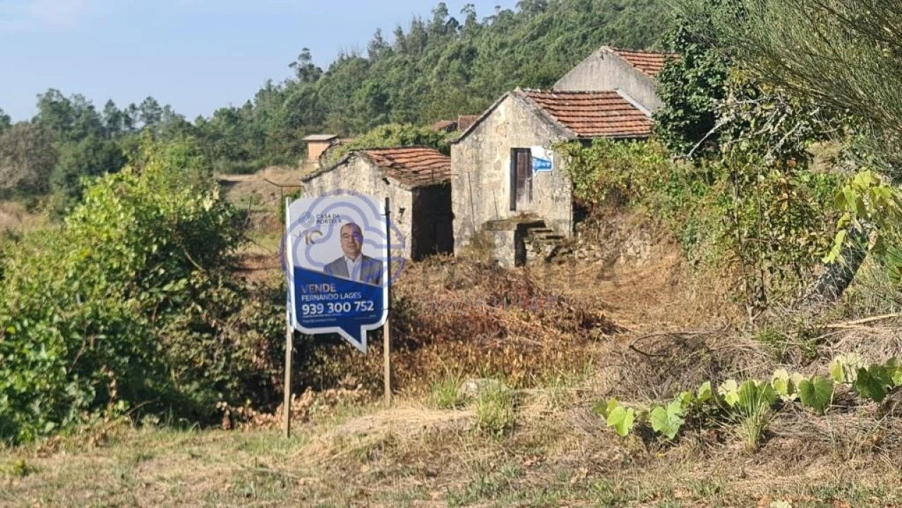 Moradia T2 para Venda em Couto de Esteves Foto 36