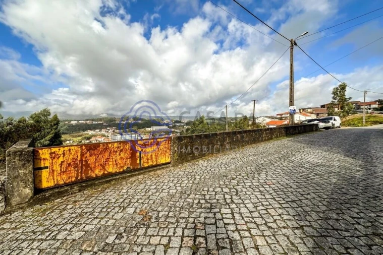 Terreno para Venda em Rio de Moinhos Foto 17