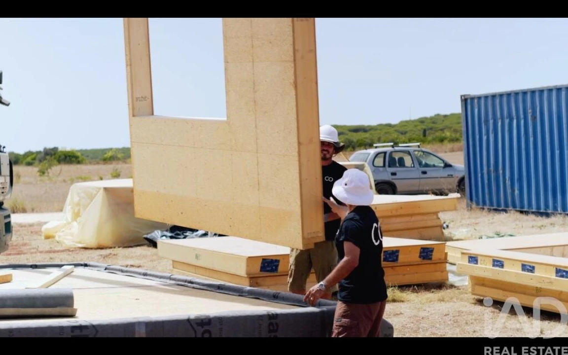 Moradia T2 para Venda em Bensafrim e Barão de São João Foto 19