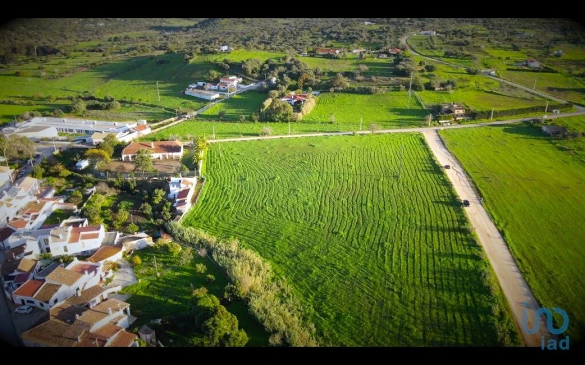 Moradia T2 para Venda em Bensafrim e Barão de São João Foto 13