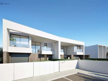 Moradia T4 para Venda em Lagos (São Sebastião e Santa Maria)