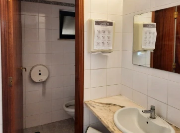 Negócio para Venda em Albufeira e Olhos de Água