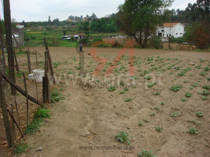 Moradia T0 para Venda em Ferreira Foto 2