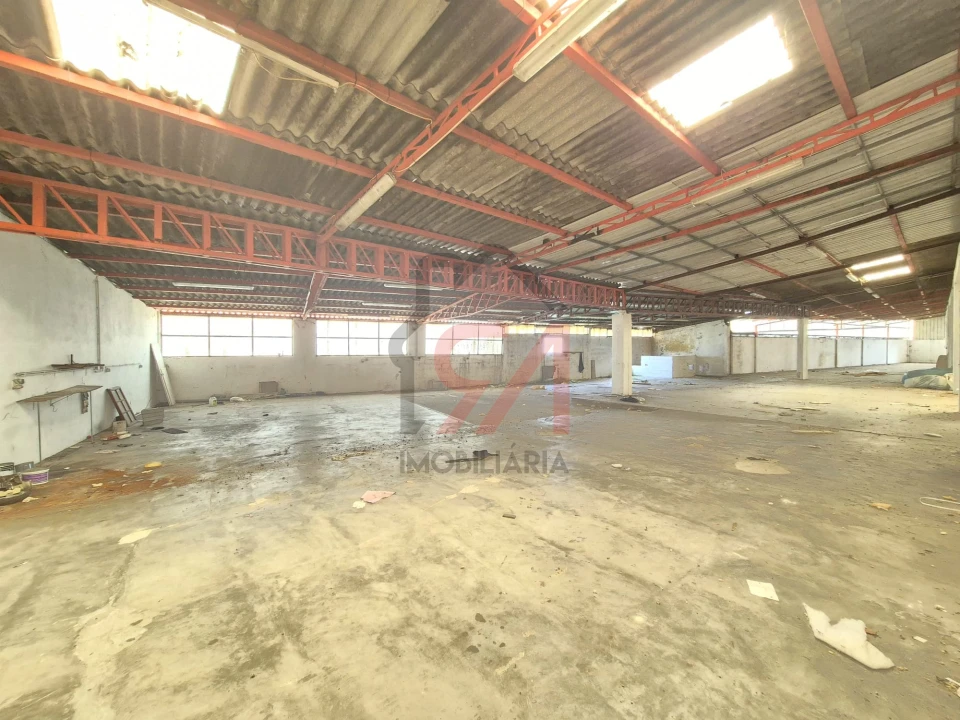Armazém para Venda em Penamaior Foto 5