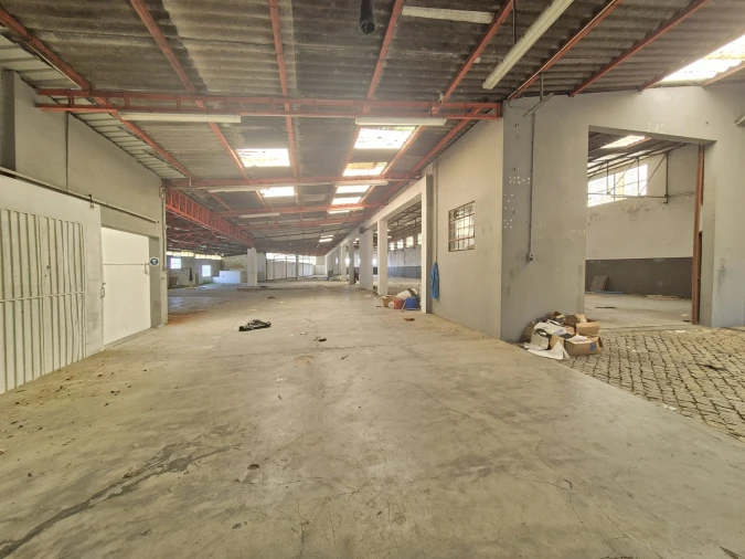 Armazém para Venda em Penamaior Foto 4