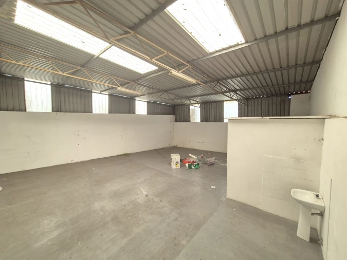 Armazém para Venda em Penamaior Foto 6