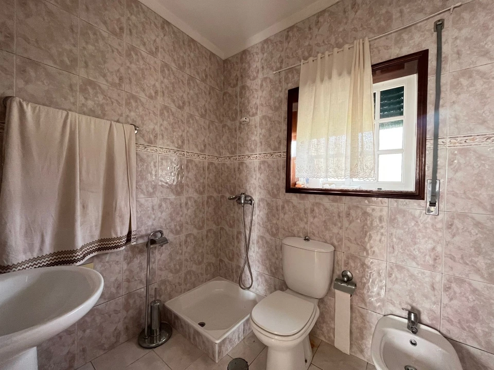 Moradia T4 para Venda em Eiriz Foto 28