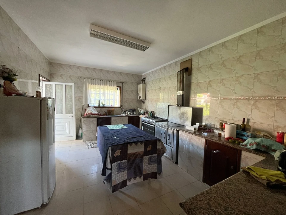 Moradia T4 para Venda em Eiriz Foto 4