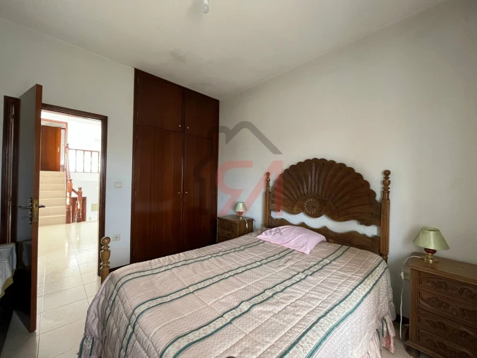 Moradia T4 para Venda em Eiriz Foto 7