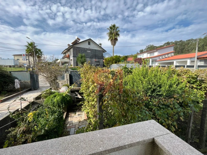 Moradia T4 para Venda em Eiriz Foto 11