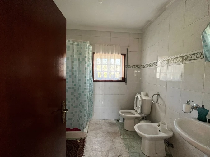 Moradia T4 para Venda em Eiriz Foto 2