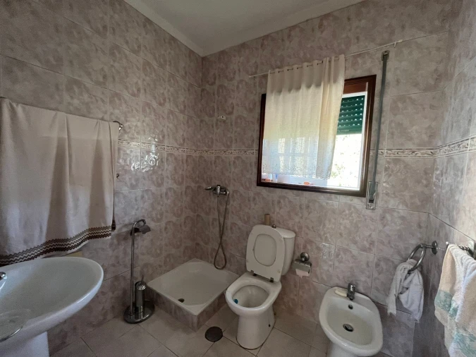 Moradia T4 para Venda em Eiriz Foto 10