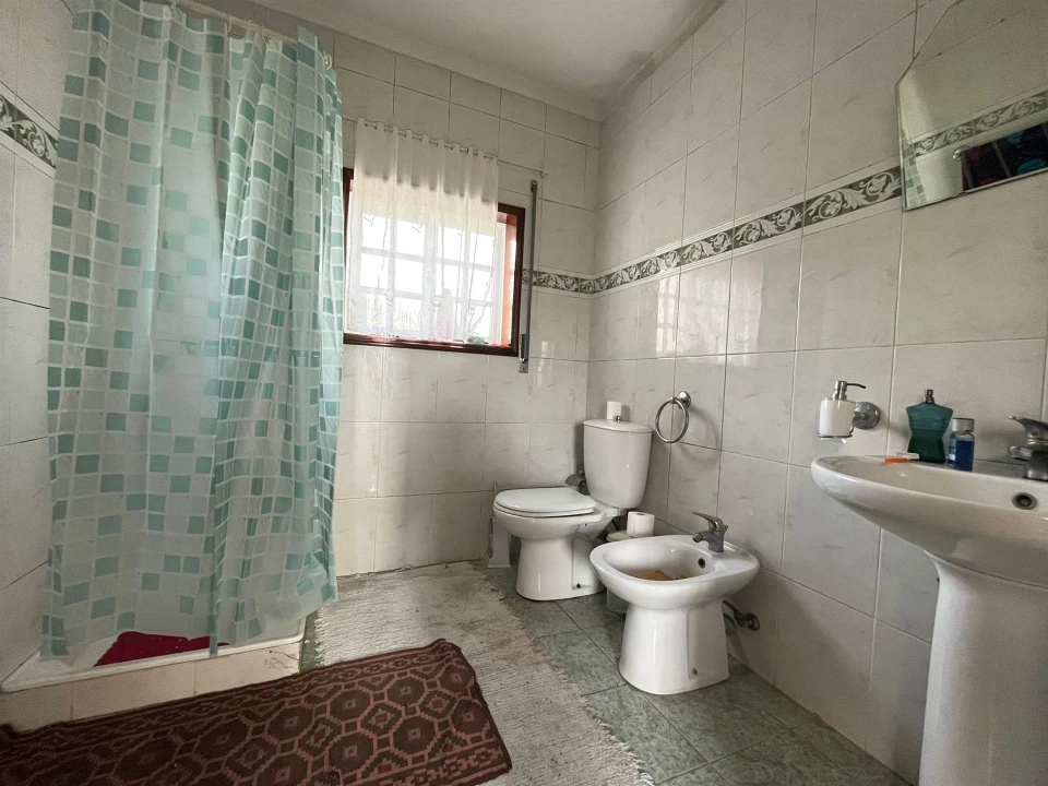 Moradia T4 para Venda em Eiriz Foto 16