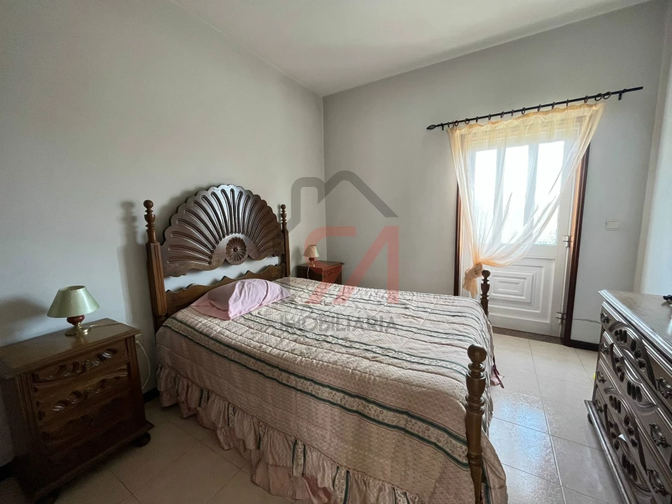 Moradia T4 para Venda em Eiriz Foto 8