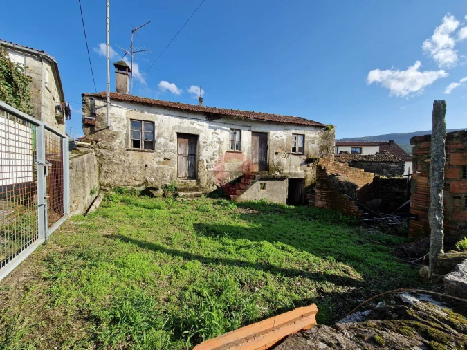 Moradia T0 para Venda em Alvaredo Foto 5