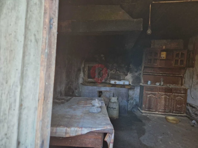 Moradia T0 para Venda em Alvaredo Foto 7