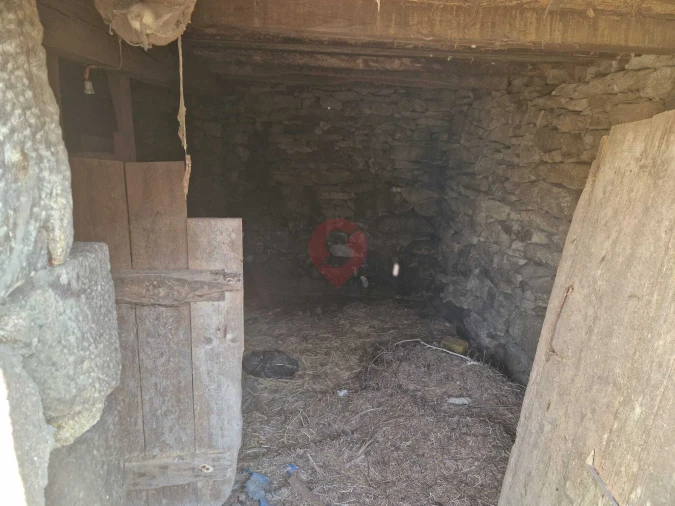 Moradia T0 para Venda em Alvaredo Foto 8