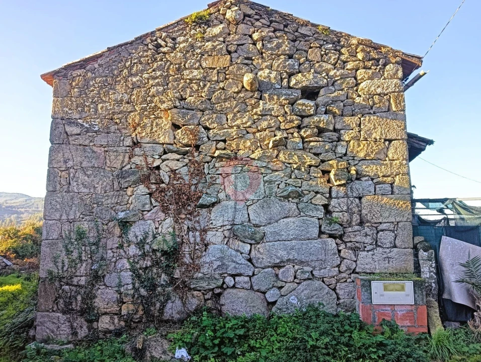 Moradia T0 para Venda em Longos Vales Foto 4