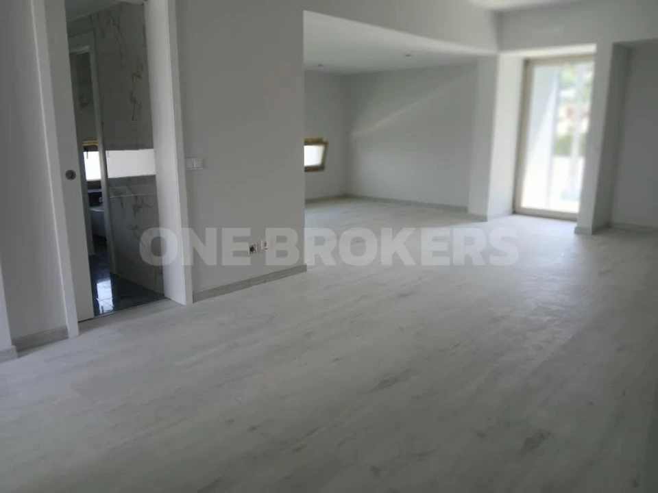 Moradia T4 para Venda em Argoncilhe Foto 10