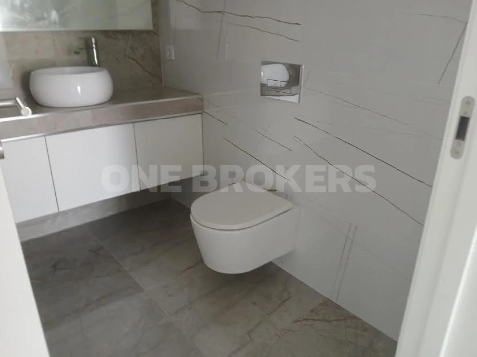 Moradia T4 para Venda em Argoncilhe Foto 16