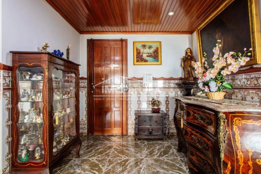 Apartamento T4 para Venda em Algueirão-Mem Martins Foto 10