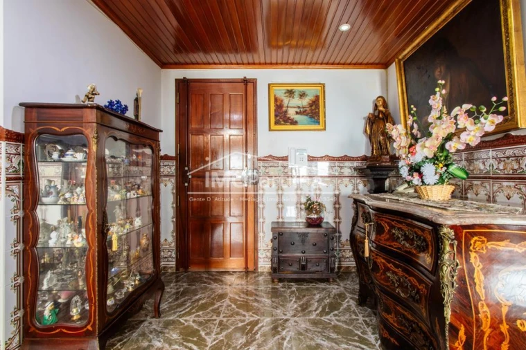 Apartamento T4 para Venda em Algueirão-Mem Martins Foto 10