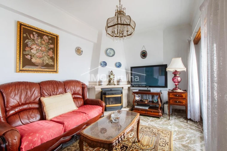 Apartamento T4 para Venda em Algueirão-Mem Martins Foto 16