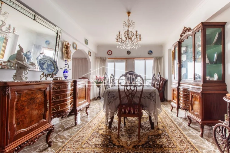 Apartamento T4 para Venda em Algueirão-Mem Martins Foto 12